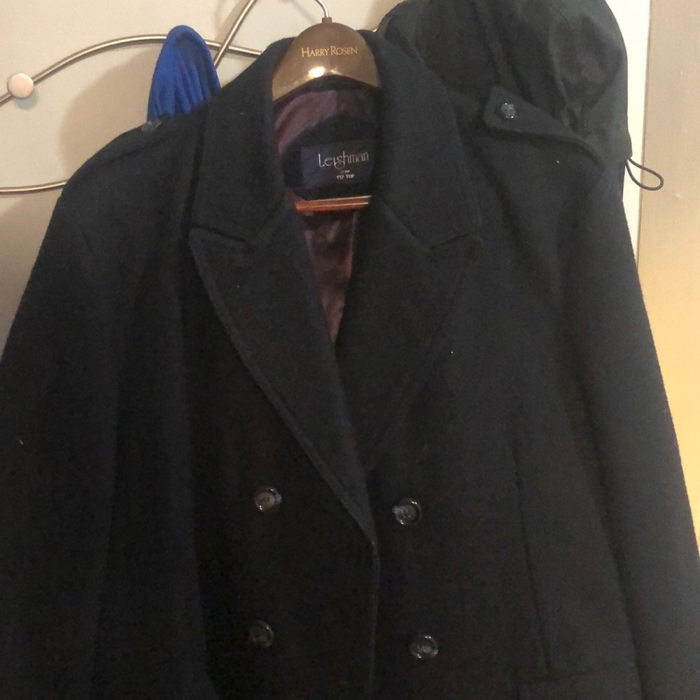 Leishman by Tip Top size 42 pea coat